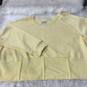 FUTURE Collective crop sweatshirt with boning NWOT pale yellow women’s size 3X